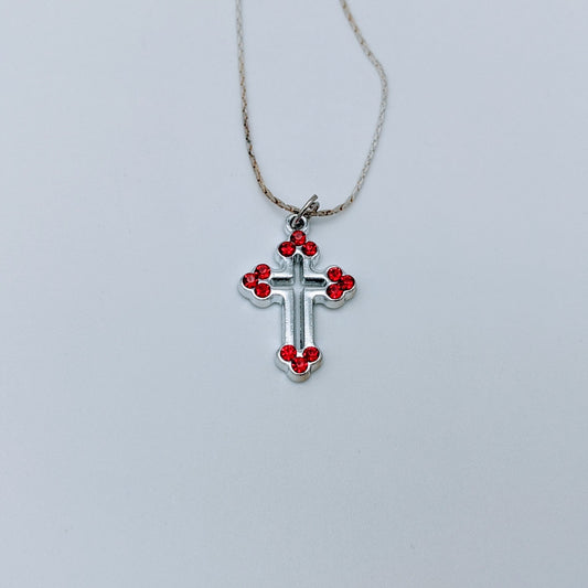 Σταυρουδάκι λαιμού μεταλικό με πέτρες